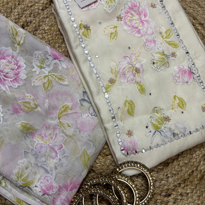 Chanderi cotton fabric texture detail with pink dupatta